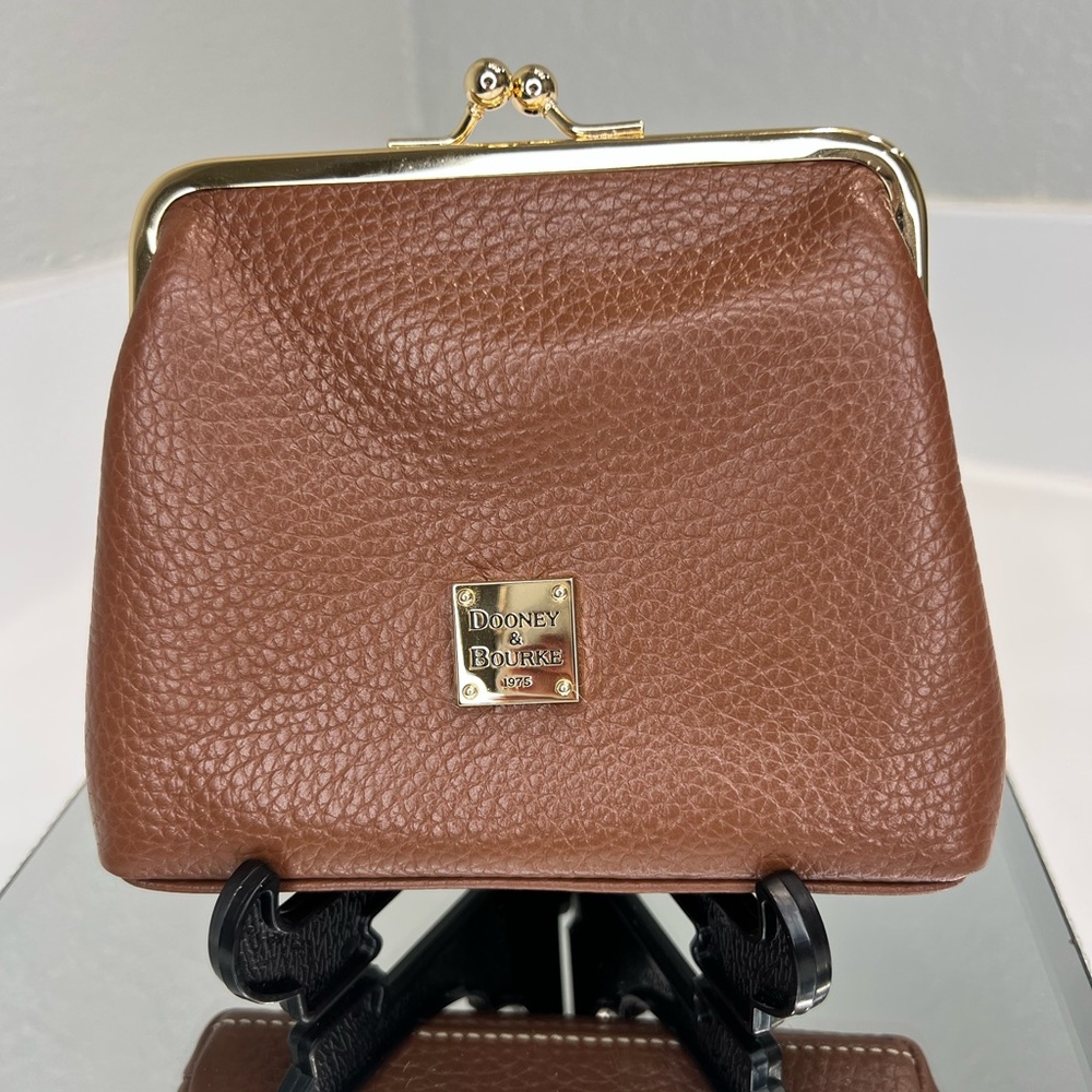 Dooney & Bourke Large Kisslock Wallet